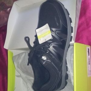 Eddie Bauer 11 Men's Highlands soft toe boot/shoe